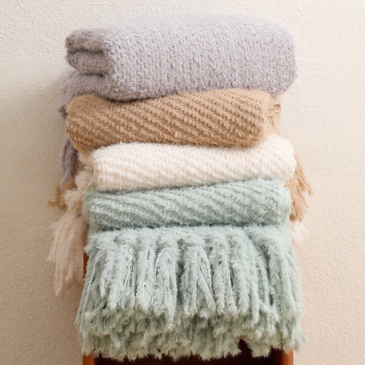 Cosycombe™ Luxurious Textured Throw Blanket with a Soft Plush Feel