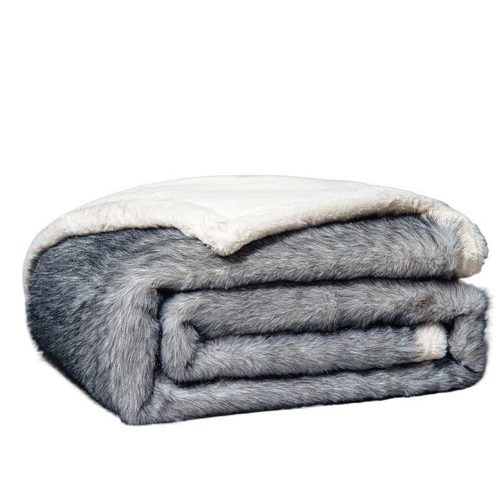 Cosycombe™ Luxurious Faux Fur Throw Blanket, Plush and Elegant