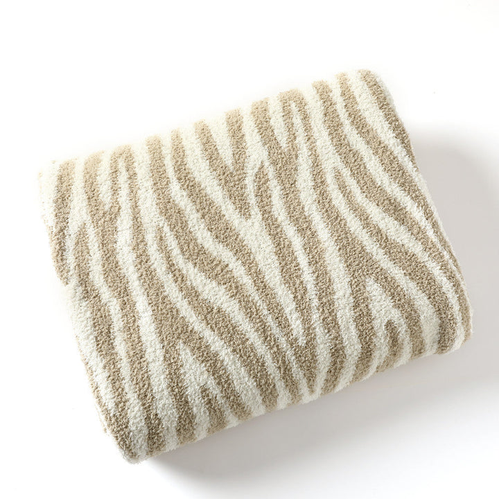 Cosycombe™ Houndstooth Knitted Throw Blanket, Soft and Machine Washable