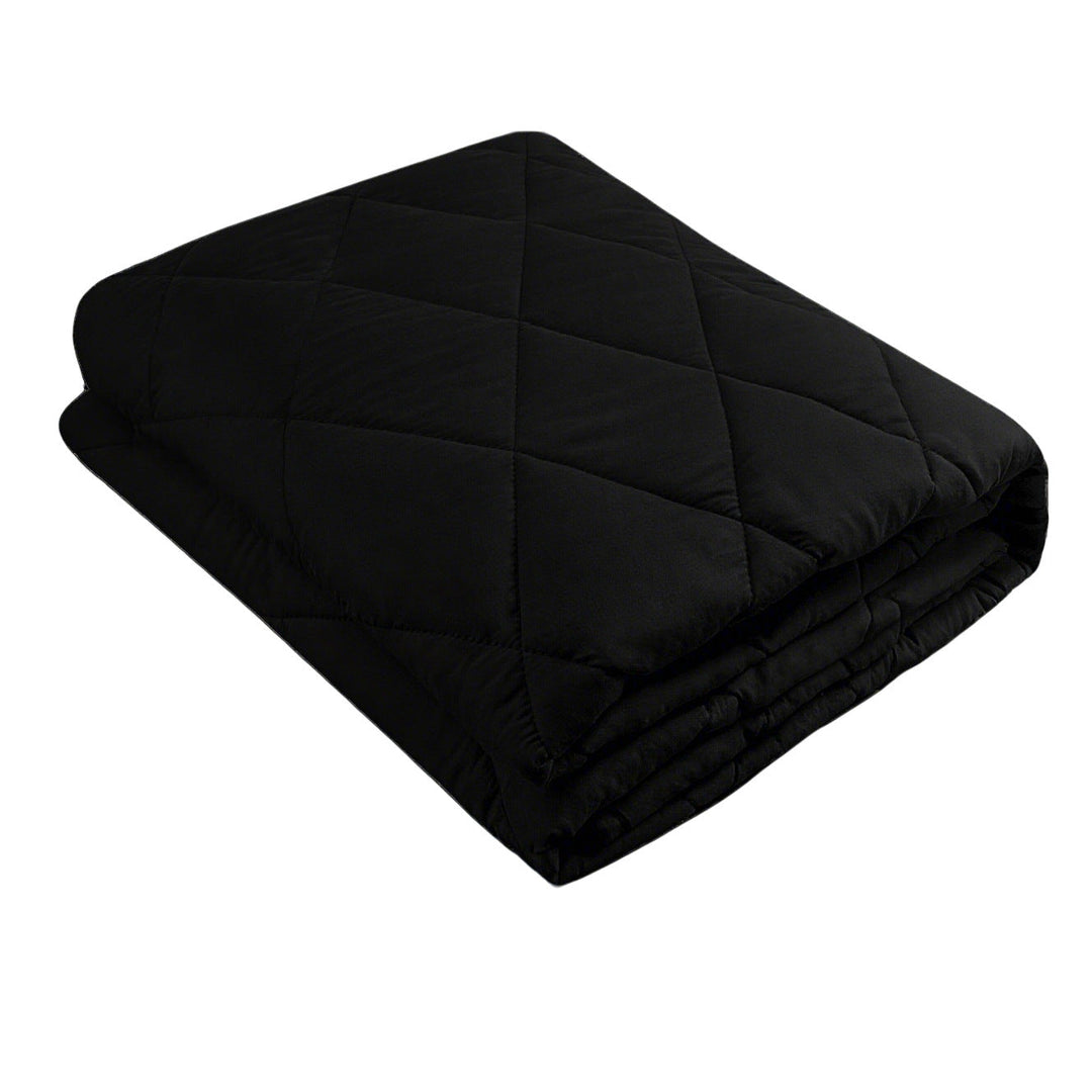 Cosycombe™ Plush Quilted Blanket with Classic Pattern for Even Warmth
