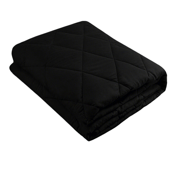 Cosycombe™ Plush Quilted Blanket with Classic Pattern for Even Warmth