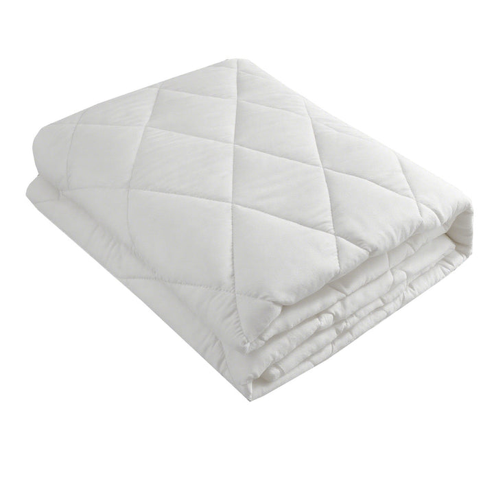Cosycombe™ Plush Quilted Blanket with Classic Pattern for Even Warmth