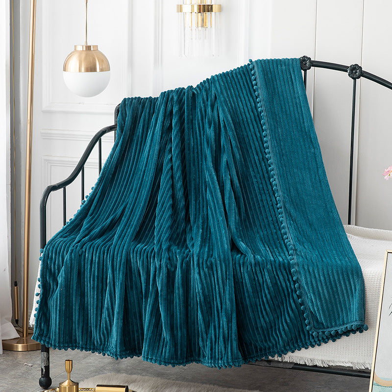 Cosycombe™ Ribbed Velvety Plush Throw With an Elegant Modern Look