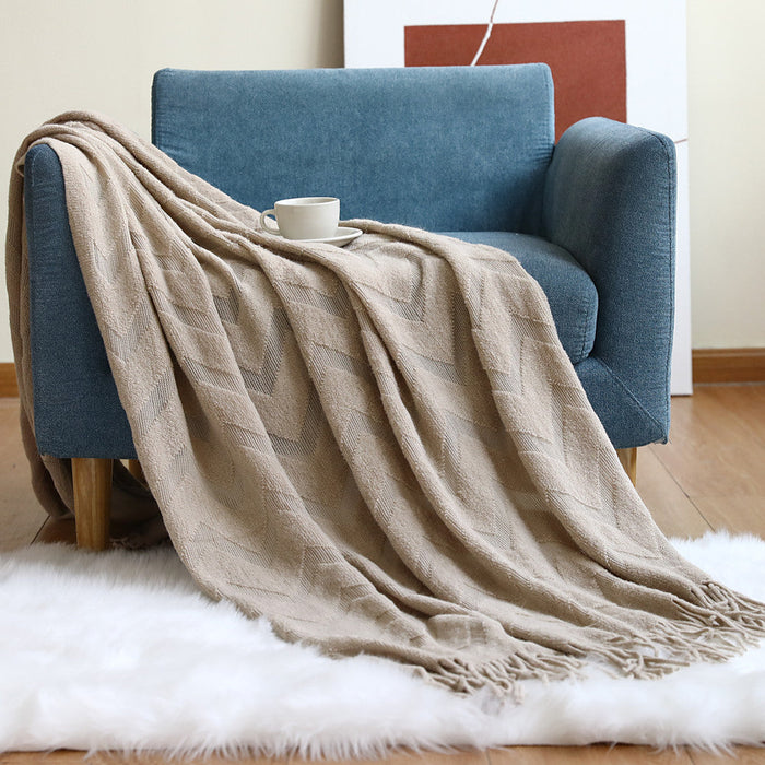 Cosycombe™ Breathable Throw Blanket with Modern Pattern for Sofa and Bed
