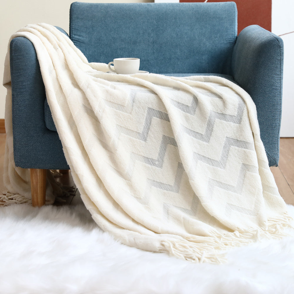 Cosycombe™ Breathable Throw Blanket with Modern Pattern for Sofa and Bed
