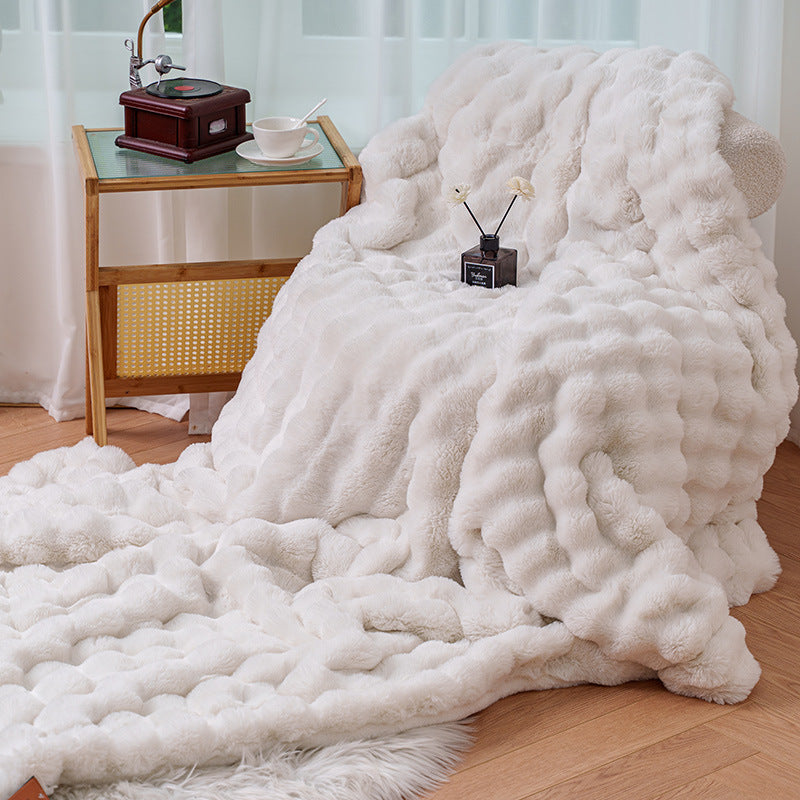 Cosycombe™ Velvety Soft Luxury Blanket for Sofa and Bed