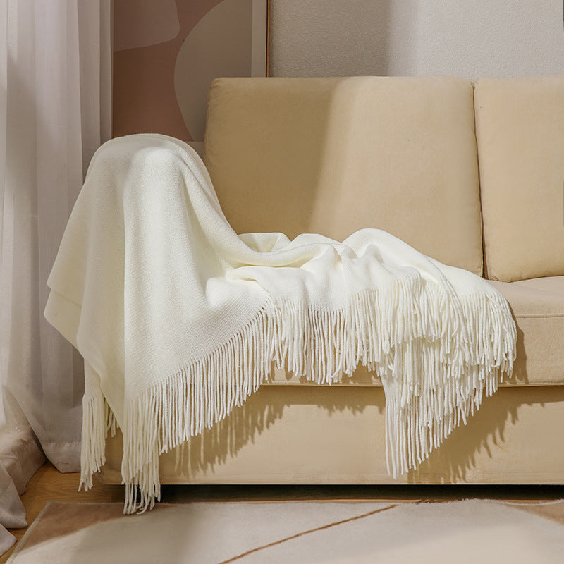 Cosycombe™ Soft Wool Throw with Classic Fringed Edge