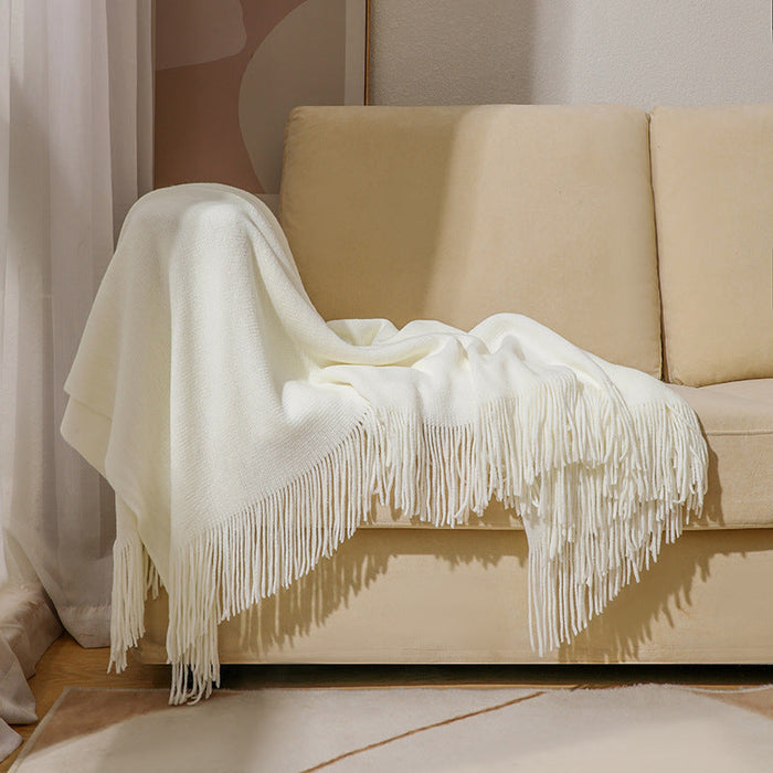 Cosycombe™ Soft Wool Throw with Classic Fringed Edge