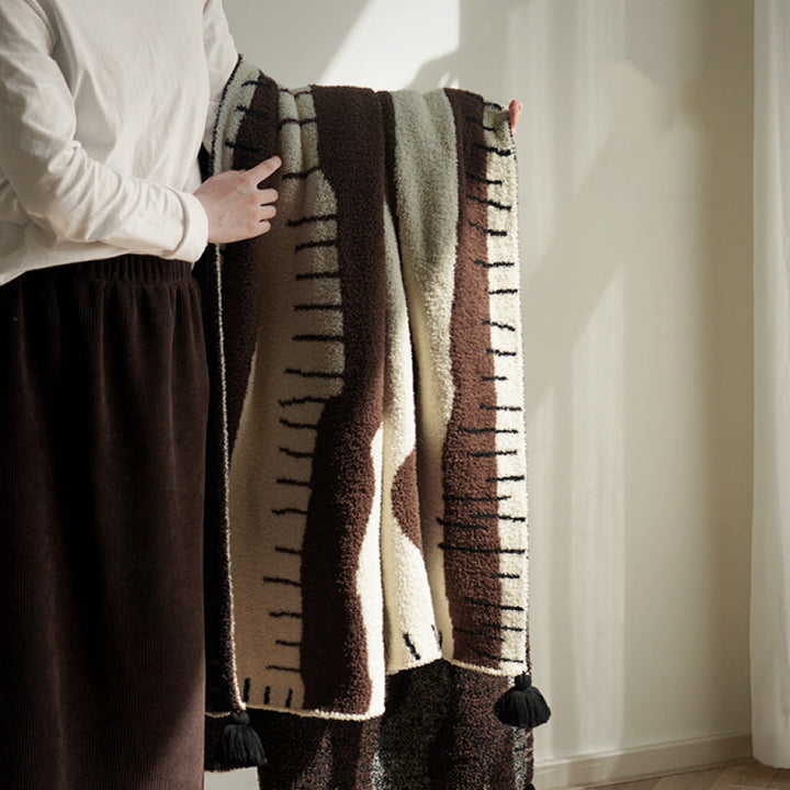 Cosycombe™ Soft Plush Decorative Throw Blanket with Stylish Pattern