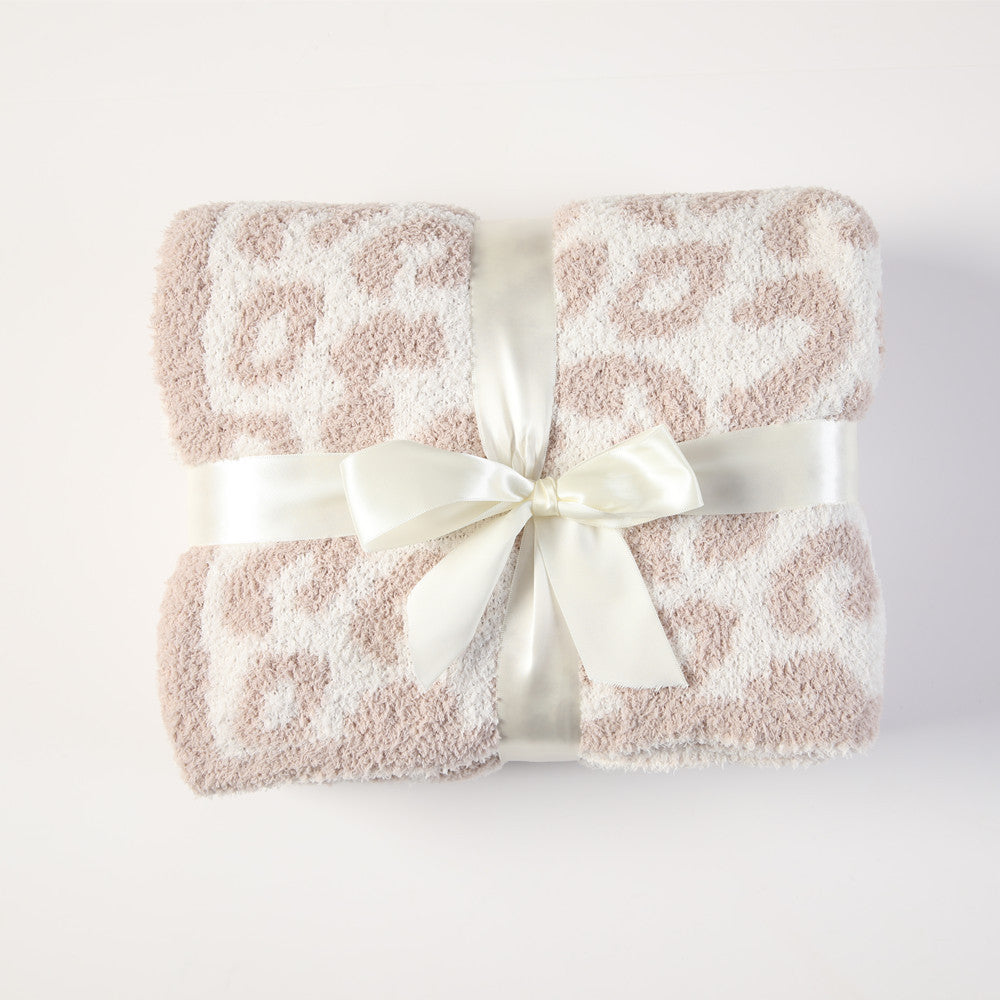 Cosycombe™ Leopard Print Plush Throw Blanket, Soft Animal Print for Sofa