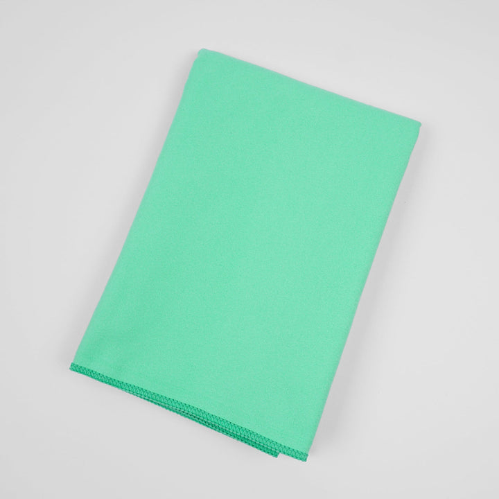 Cosycombe™ Lightweight Warm Fleece Blanket in 31 Colours, Machine Washable