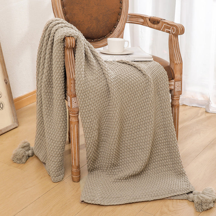 Cosycombe™ Plush Woven Throw Blanket with Elegant Woven Pattern