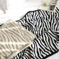 Cosycombe™ Houndstooth Knitted Throw Blanket, Soft and Machine Washable