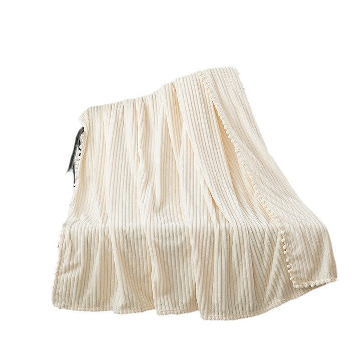 Cosycombe™ Ribbed Velvety Plush Throw With an Elegant Modern Look