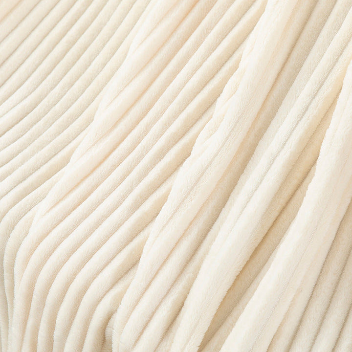 Cosycombe™ Ribbed Velvety Plush Throw With an Elegant Modern Look