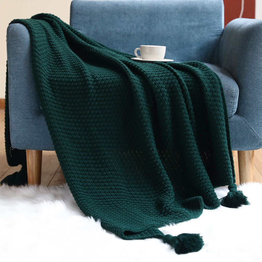 Cosycombe™ Plush Woven Throw Blanket with Elegant Woven Pattern