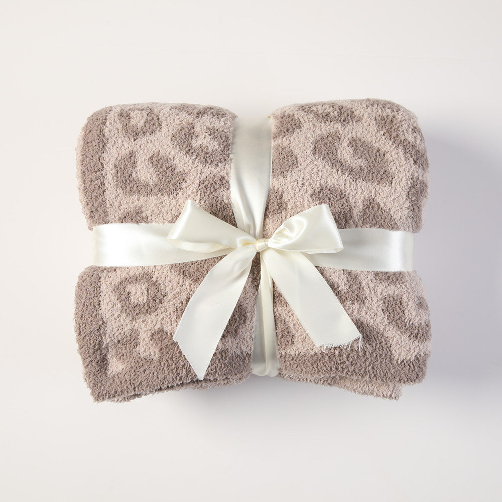 Cosycombe™ Leopard Print Plush Throw Blanket, Soft Animal Print for Sofa
