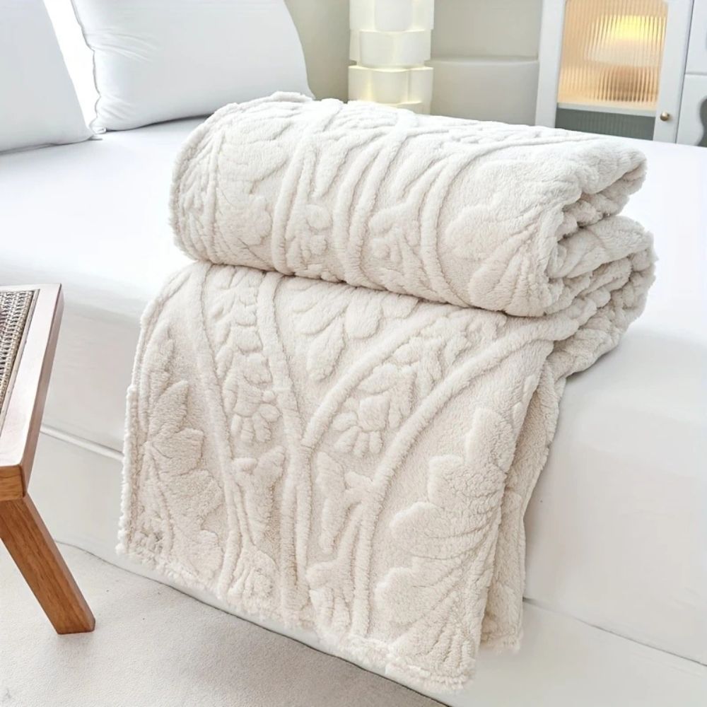 Cosycombe™ Geometric Jacquard Fleece Throw – Soft Microfibre in Four Sizes