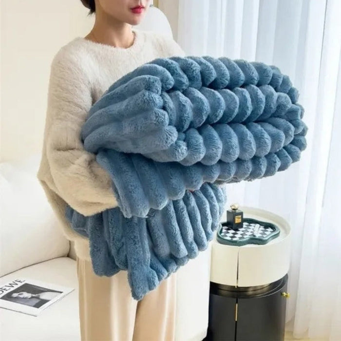 Cosycombe™ Ribbed Plush Throw Blanket with a Soft, Cloud-Like Feel