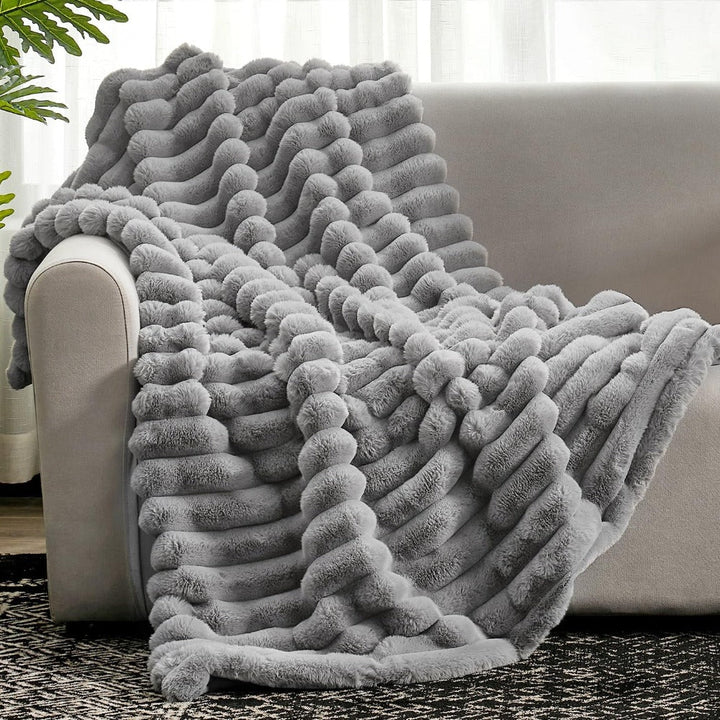 Cosycombe™ Ribbed Plush Throw Blanket with a Soft, Cloud-Like Feel