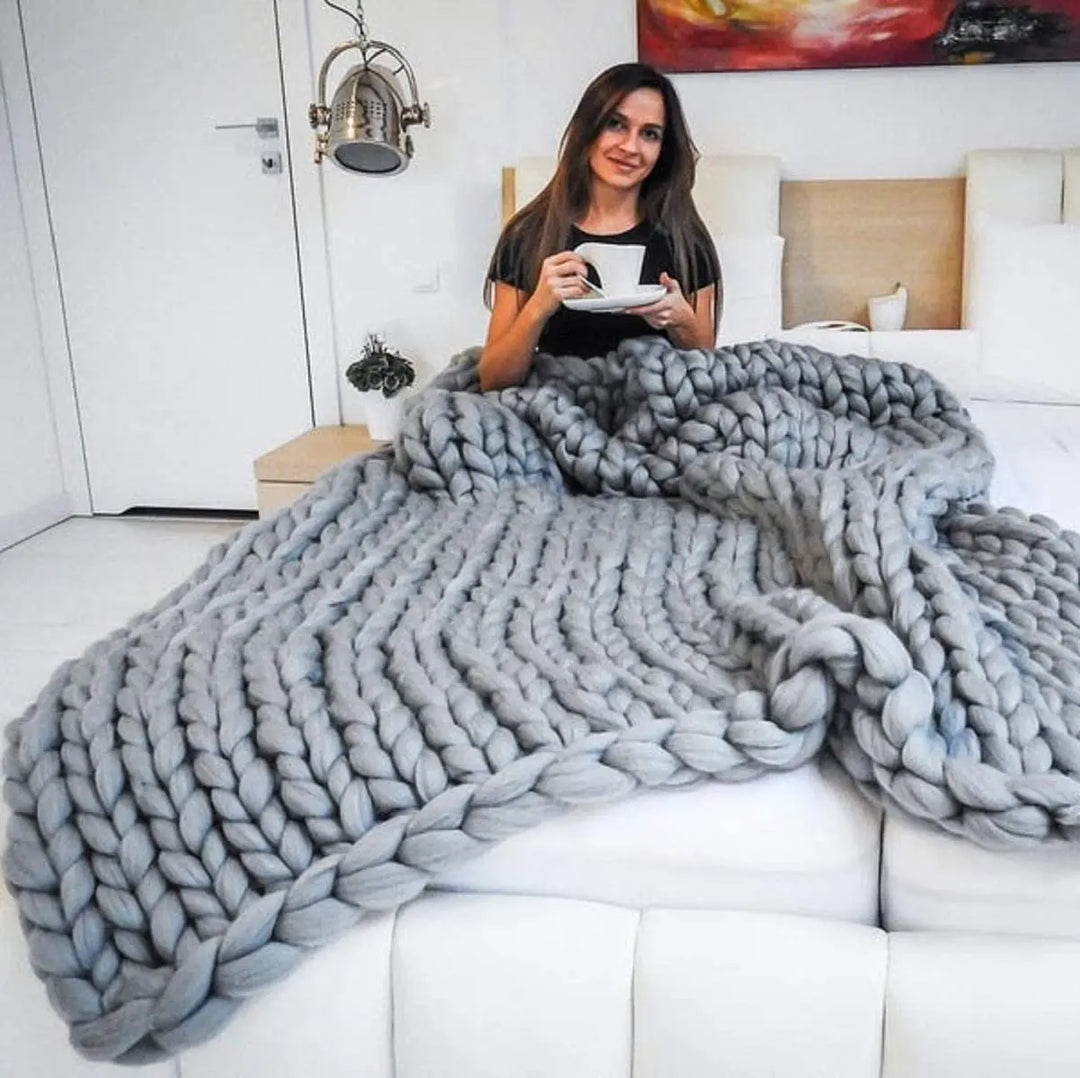 Cosycombe™ Chunky Knit Wool Throw for a Cosy Sofa and Bed