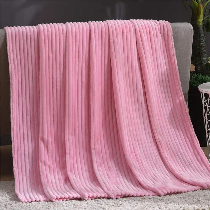 Cosycombe™ Ribbed Flannel Fleece Throw – Fluffy and Warm for Sofa or Bed