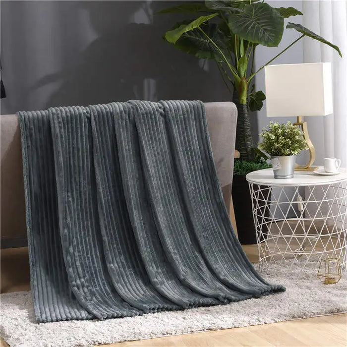 Cosycombe™ Ribbed Flannel Fleece Throw – Fluffy and Warm for Sofa or Bed