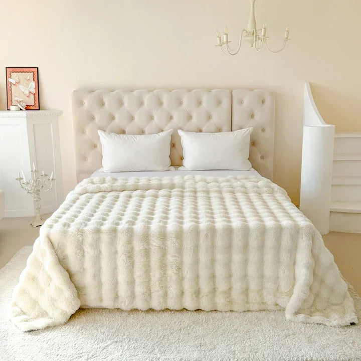 Cosycombe™ Double Layer Faux Rabbit Fur Blanket, Extra Thick and Plush