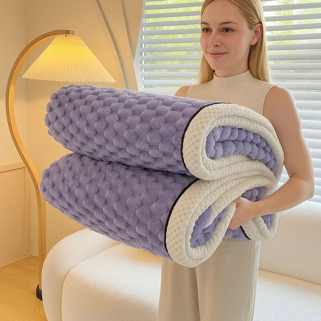 Cosycombe™ Sherpa Fleece Throw Blanket with Cloud-Soft Nubbed Texture
