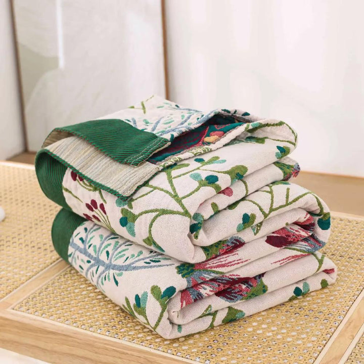 Cosycombe™ Four-Layer Gauze Blanket – Light, Fluffy and Cosy