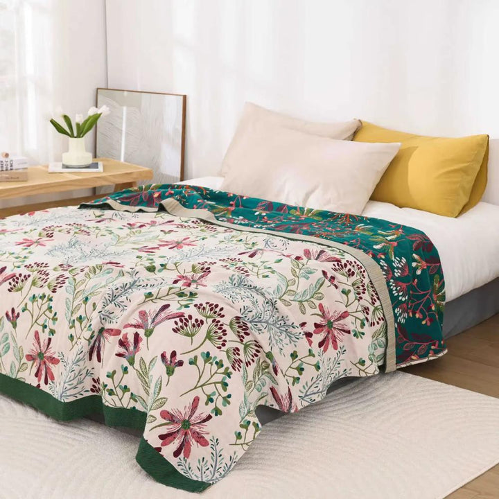 Cosycombe™ Four-Layer Gauze Blanket – Light, Fluffy and Cosy
