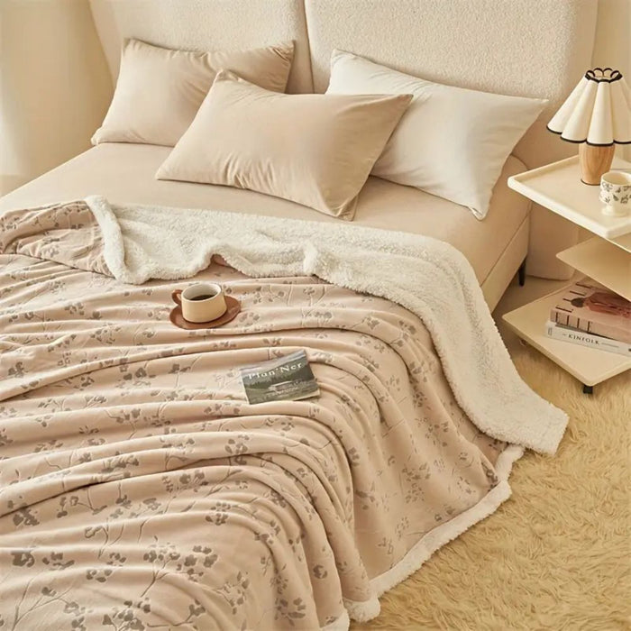 Cosycombe™ Double-Layer Plush Fleece Blanket With Beige Floral Print