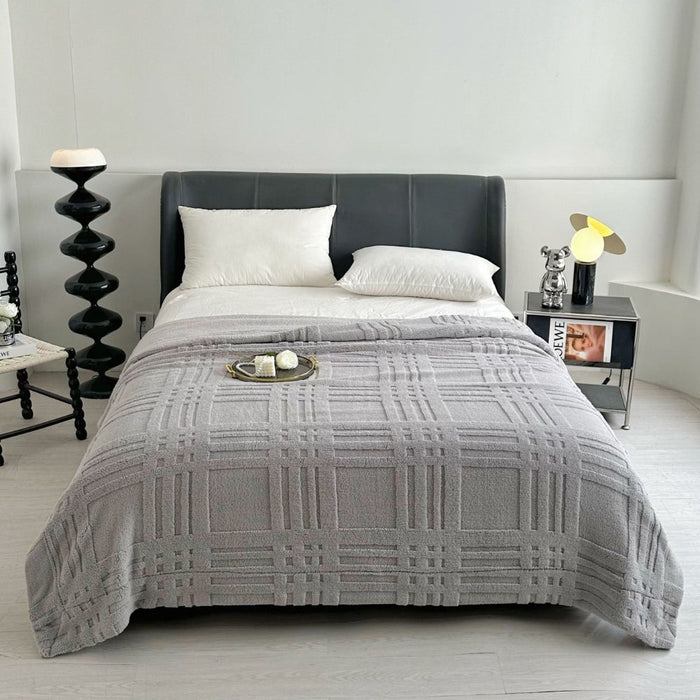 Cosycombe™ Embossed Grid Knit Blanket in Double-Layer Soft Microfibre