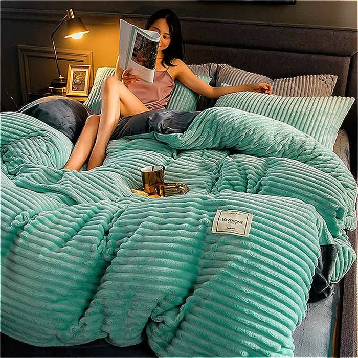 Cosycombe™ Fleece Winter Duvet Cover – Soft, Warm and Easy to Wash