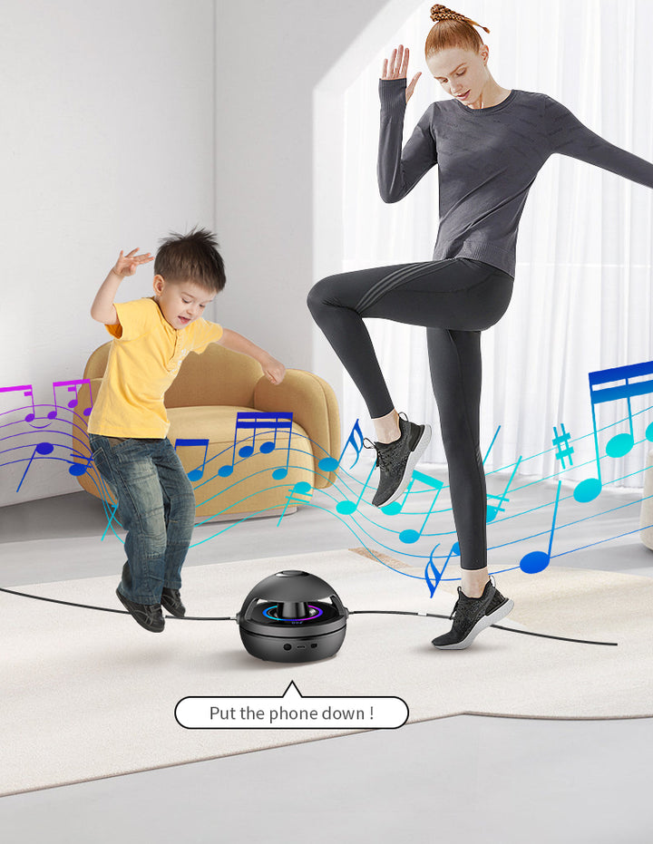 Automatic skipping rope machine with rope