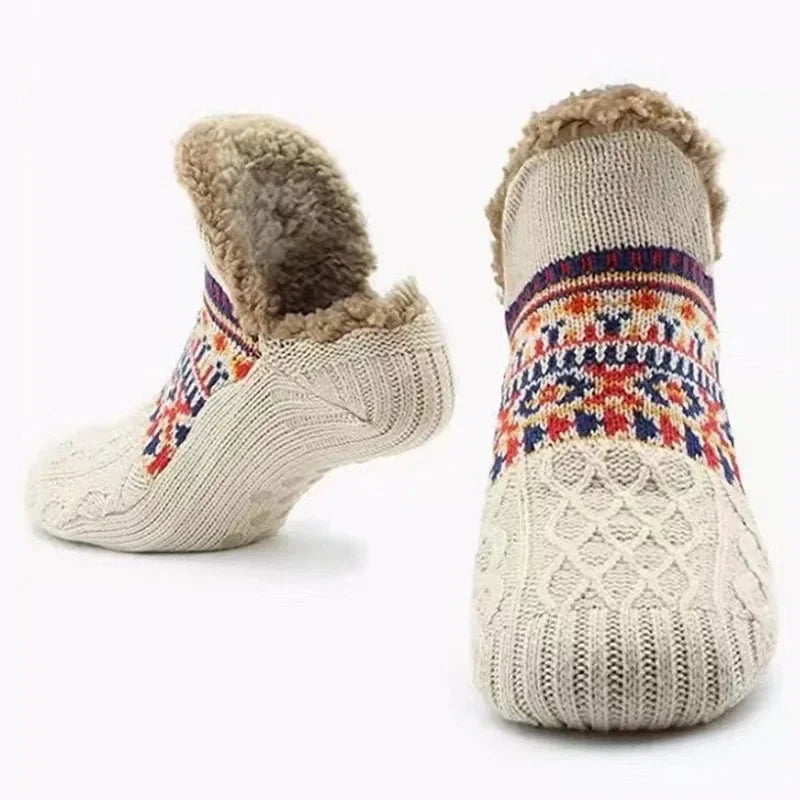 Cosycombe™ Snowflake Pattern Fleece-Lined Socks with Non-Slip Grip