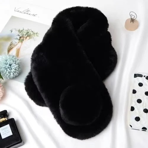 Cosycombe™ Plush Faux Fur Loop Scarf for Soft, Cosy Winter Warmth