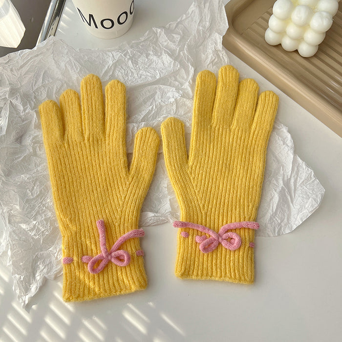 Cosycombe Ribbed Knit Gloves with a Pretty Bow