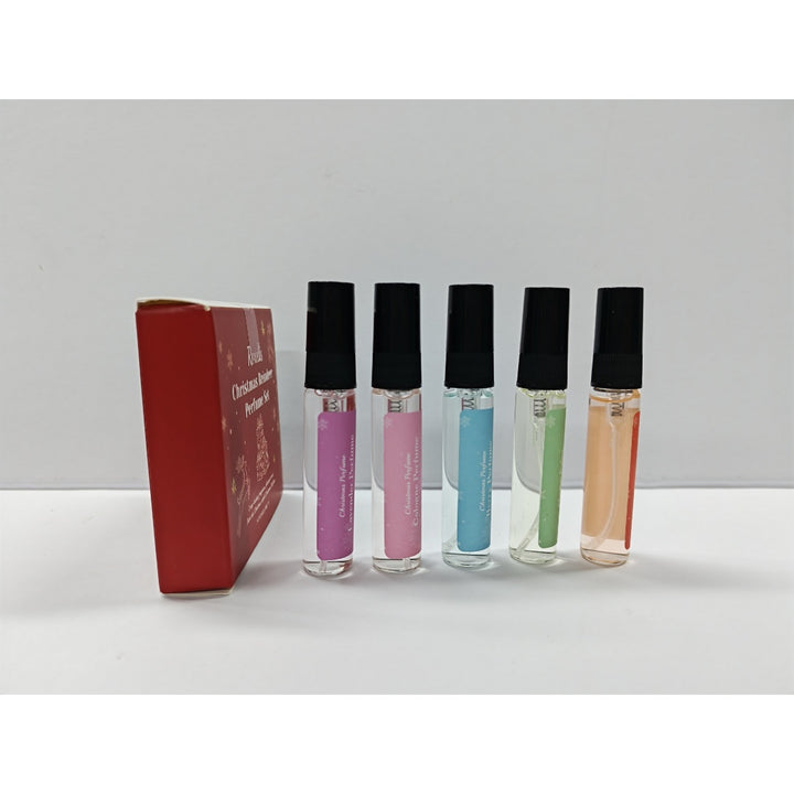 Red reindeer Christmas box with mini perfumes