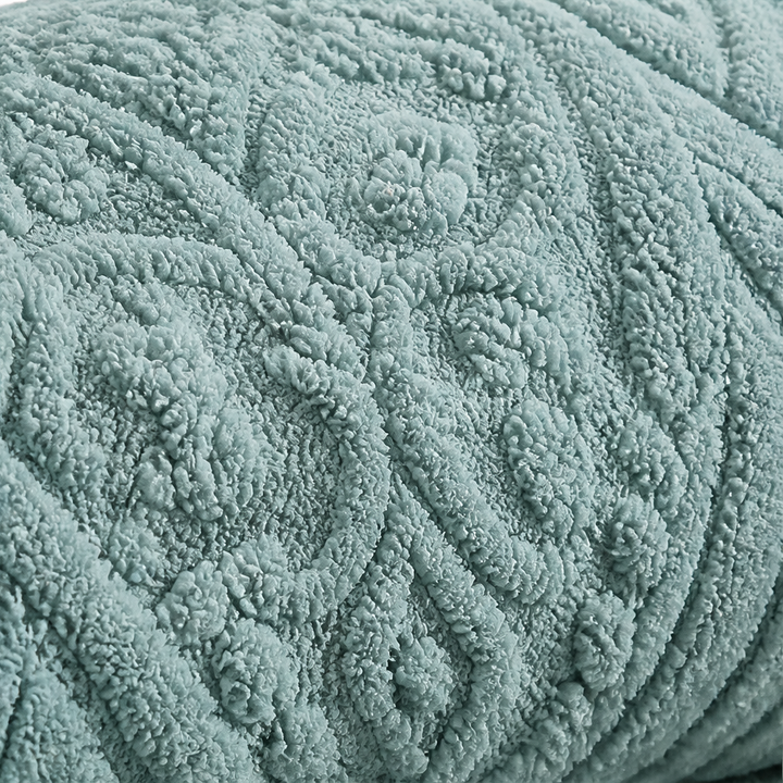 Cosycombe™ Double-Sided Embossed Throw – Soft on Both Faces