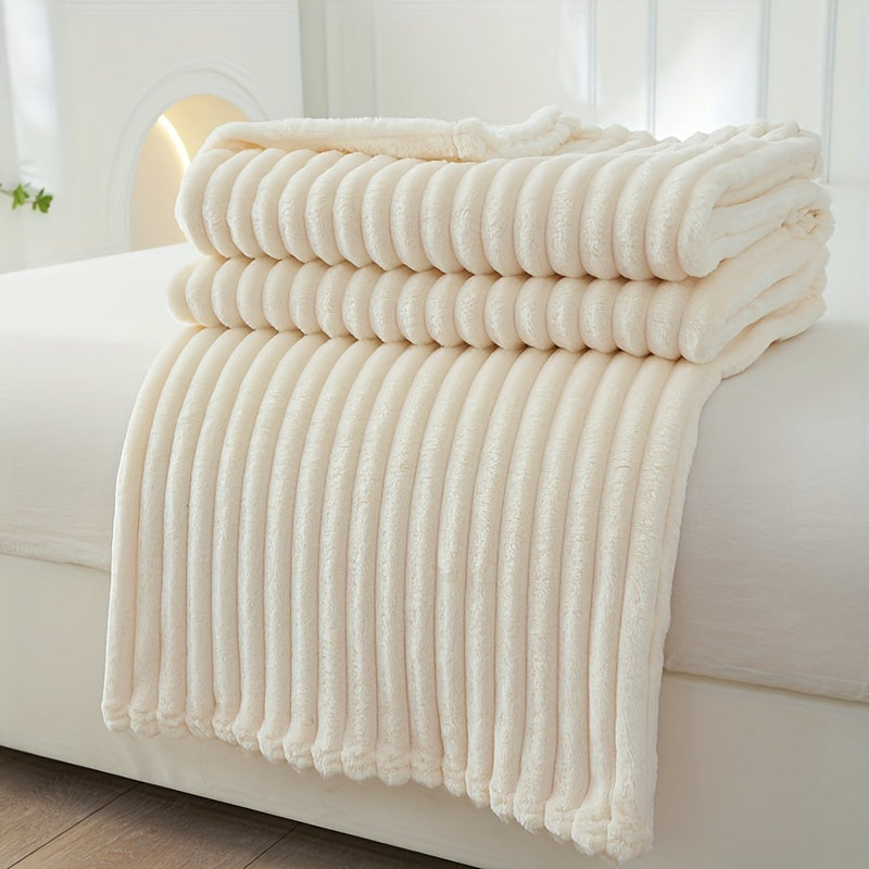 Cosycombe™ Ribbed Plush Blanket with a Soft, Cosy Texture