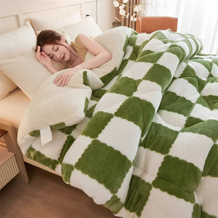 Cosycombe™ Quilted Plaid Weighted Blanket for Warm Winter Nights