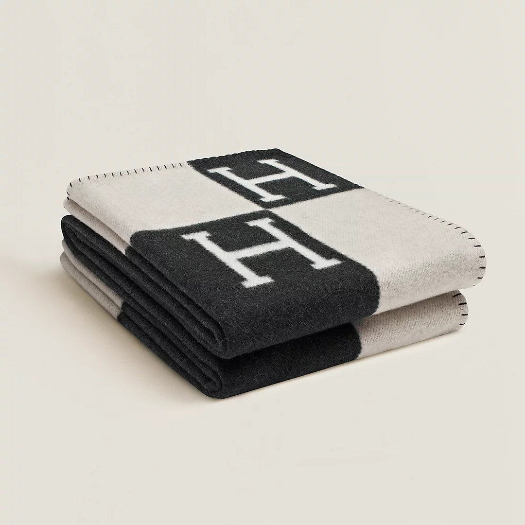Cosycombe™ Soft Cotton Sofa Throw for Warm, Stylish Evenings