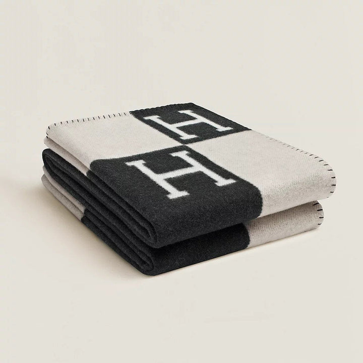 Cosycombe™ Soft Cotton Sofa Throw for Warm, Stylish Evenings