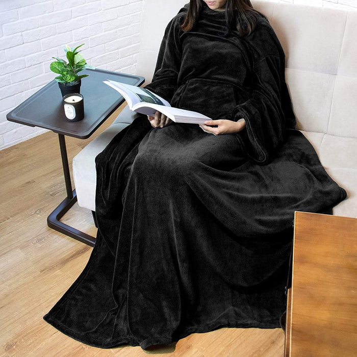 Cosycombe Long sleeved blanket with a front pocket