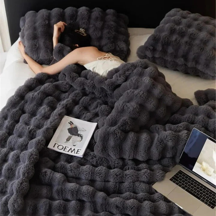 Cosycombe™ Textured Throw Blanket for Bed or Sofa, Soft and Washable