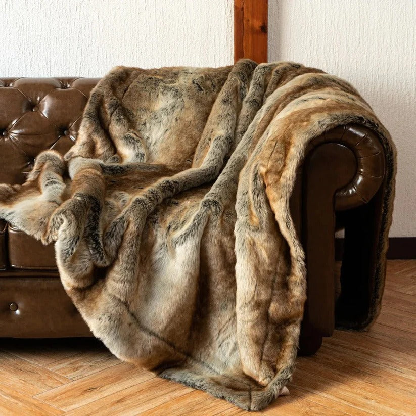 Cosycombe™ Heavy Faux Fox Fur Throw With Ultra Soft Velvety Pile