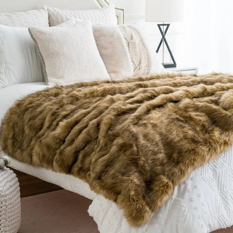 Cosycombe™ Heavy Faux Fox Fur Throw With Ultra Soft Velvety Pile