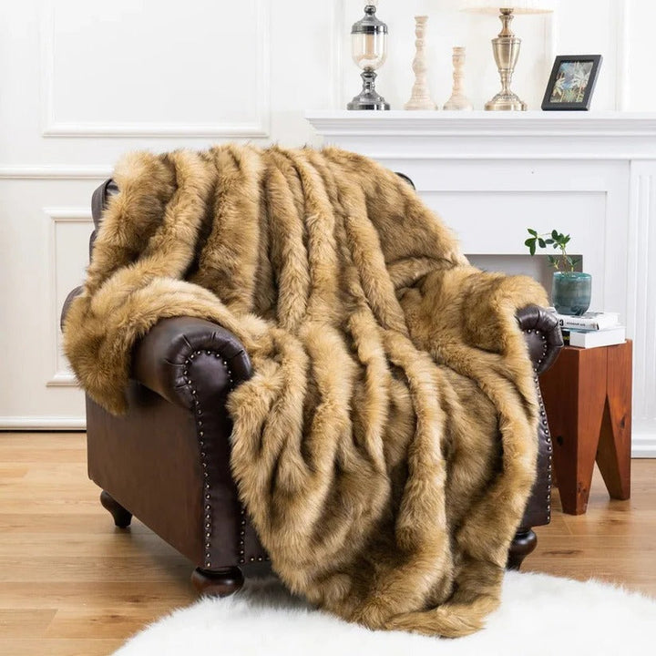 Cosycombe™ Heavy Faux Fox Fur Throw With Ultra Soft Velvety Pile