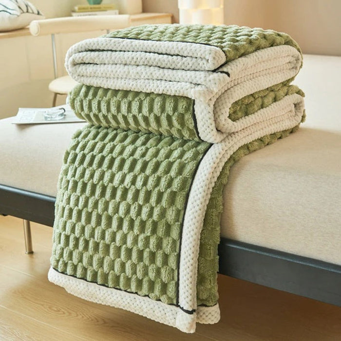 Cosycombe™ Bubble Textured Cloud Blanket, Plush and Airy Cosy Throw